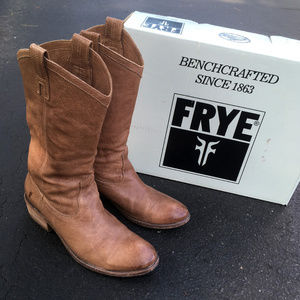 FRYE Carson Pull-On Western Riding Boot Fawn 10